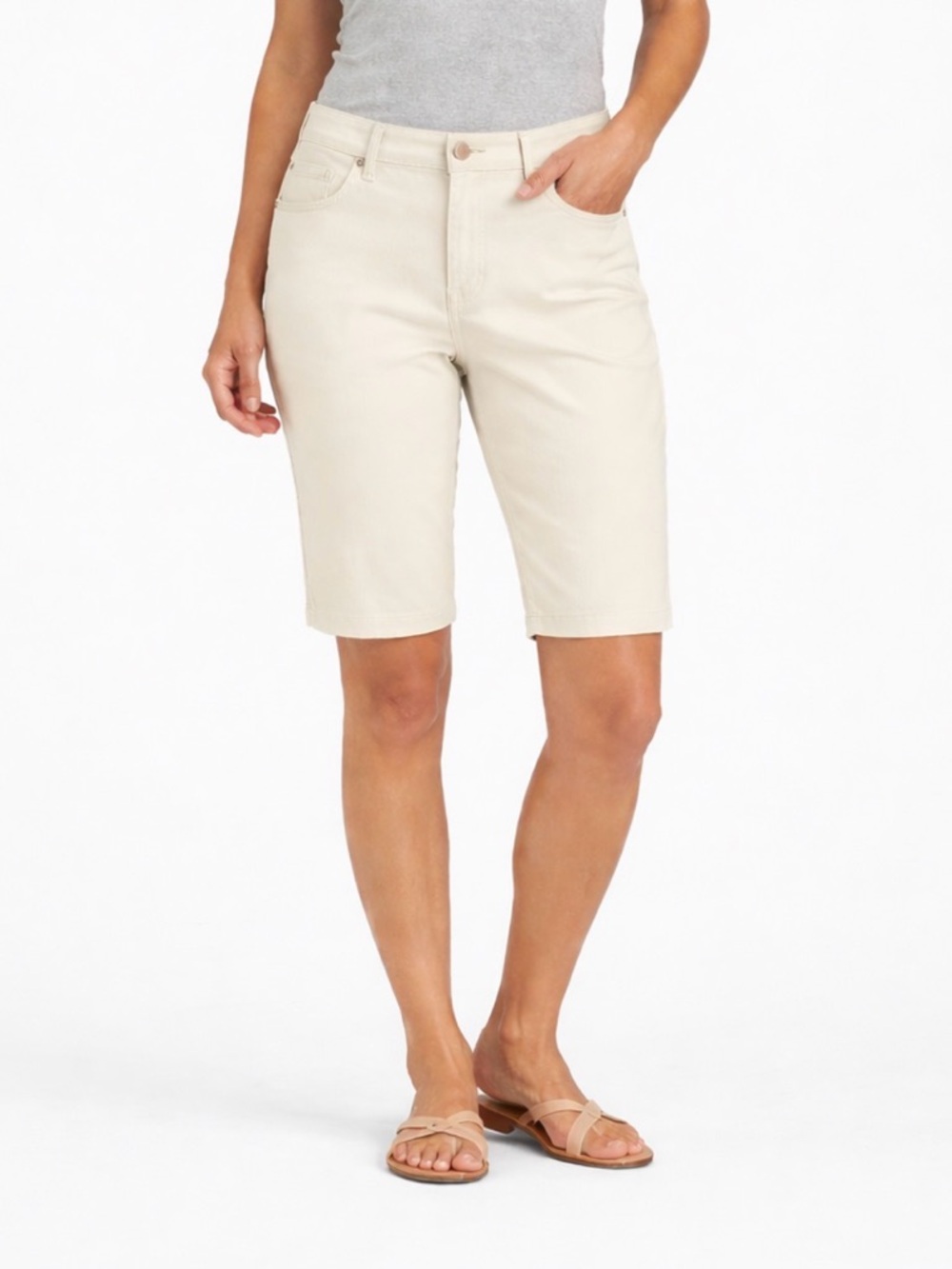 Gloria Vanderbilt Amanda Shorts Womens 10 Cream Colored Slimming Stretch Casual - Picture 3 of 9